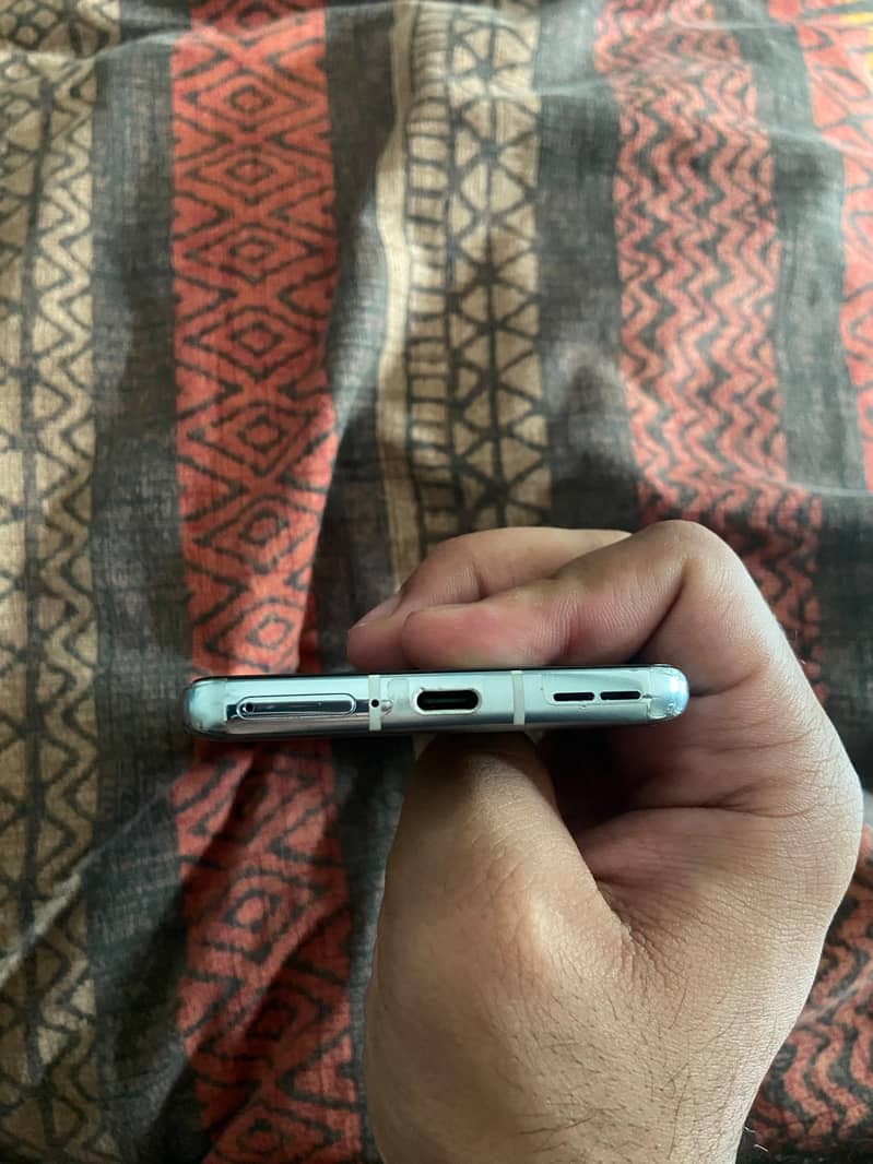 One Plus 9pro 5g 4