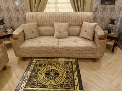 7 Seater Designer Lv Sofa With Tables
