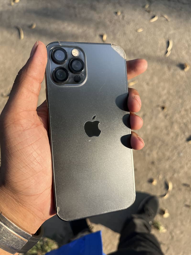 Apple iPhone 12 Pro 0