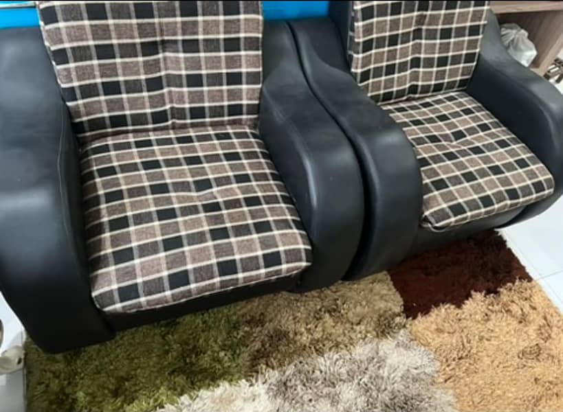 Sofa set 0