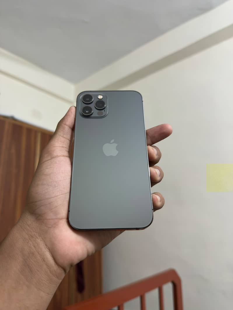 Apple iPhone 12 Pro 0