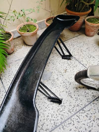 GT wing spoiler for sedan cars