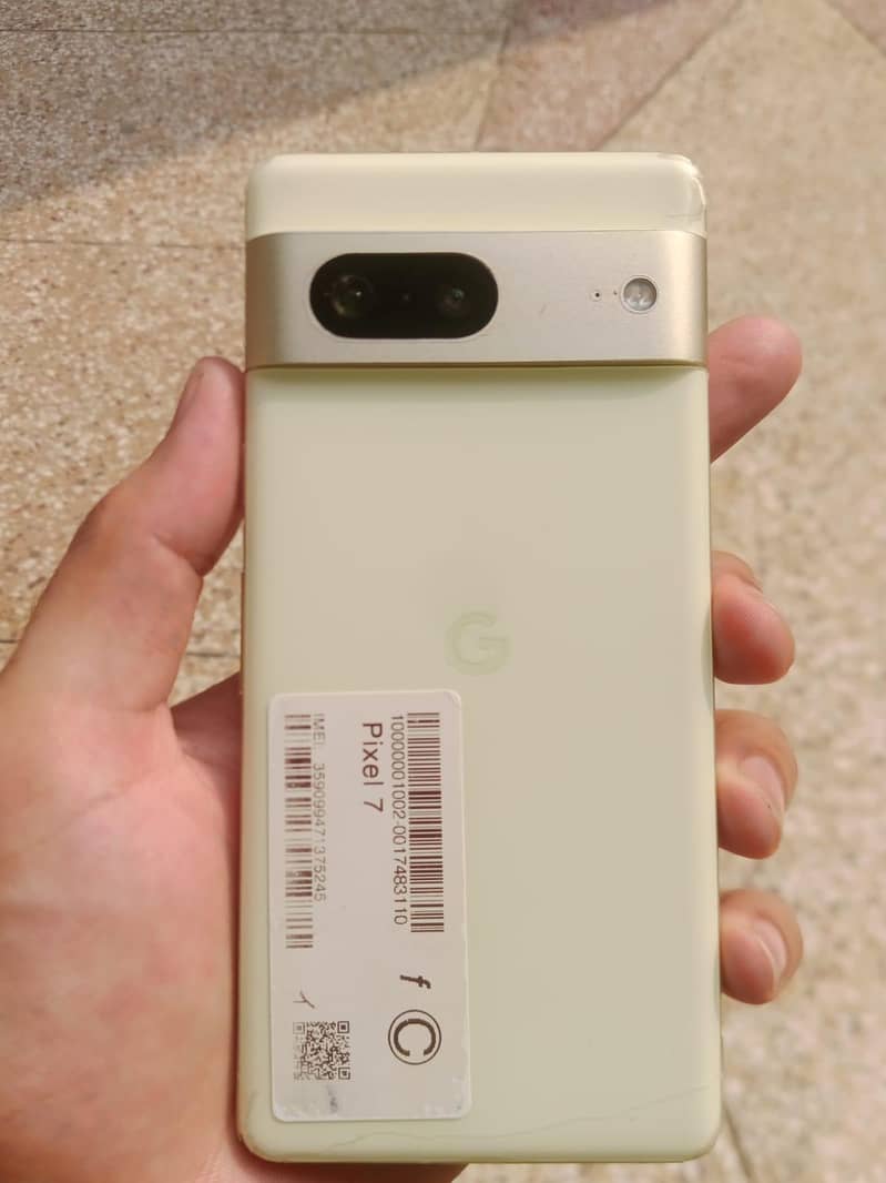 Google Pixel 7 4