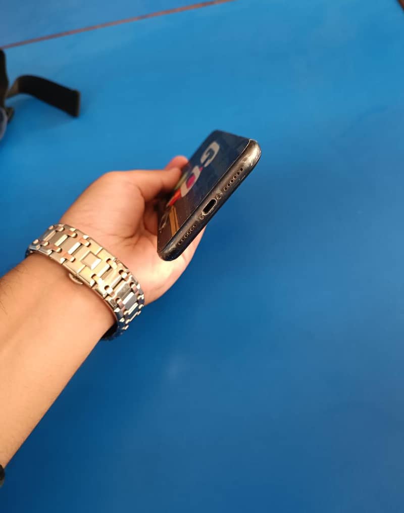Apple iPhone 11 fu 4