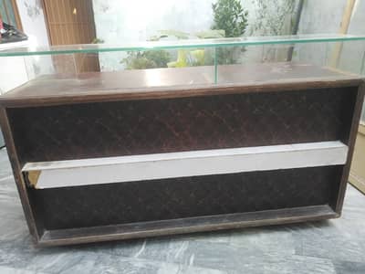 Office Table/Shop Table 5/2 For Sale Urgent (Read ad Carefully)