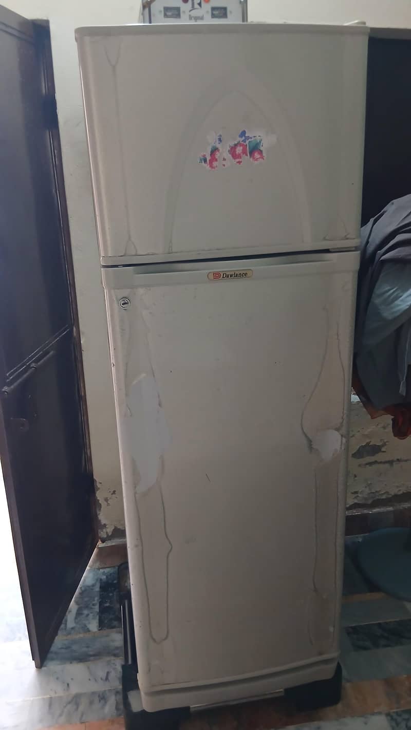 dawlance fridge 1