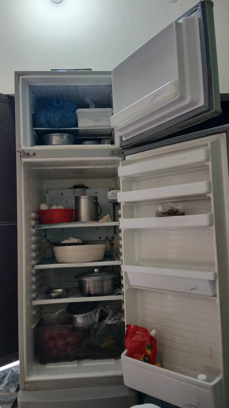 dawlance fridge 8