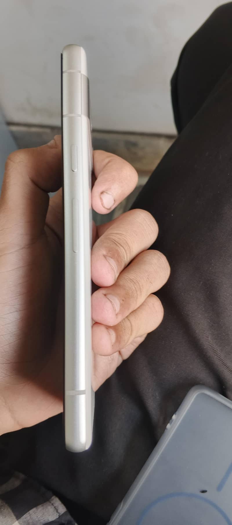 Google Pixel 7a 2