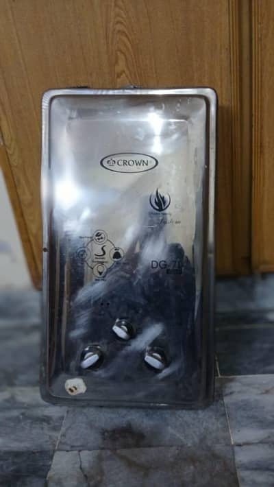 CROWN GAS GEYSER