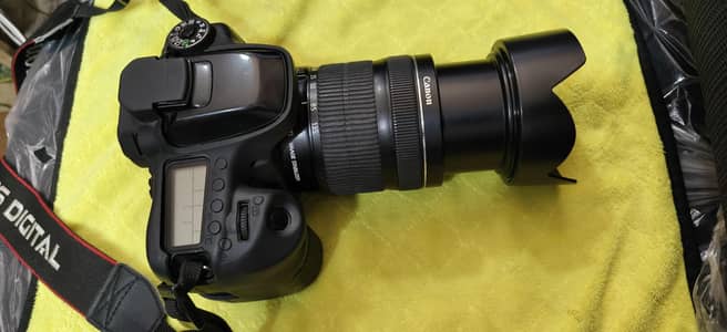 Canon EOS 80D DSLR Camera with 18-135mm Lens – Fresh Condition