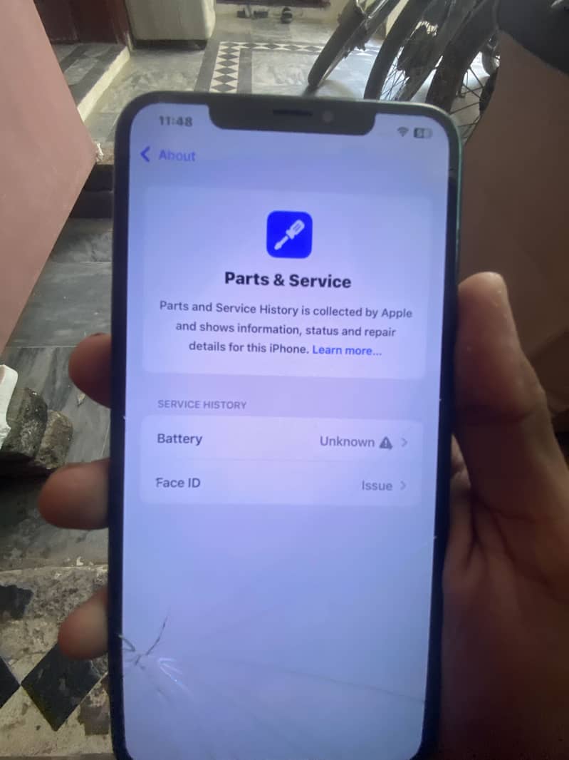 Apple iPhone XS Max 5