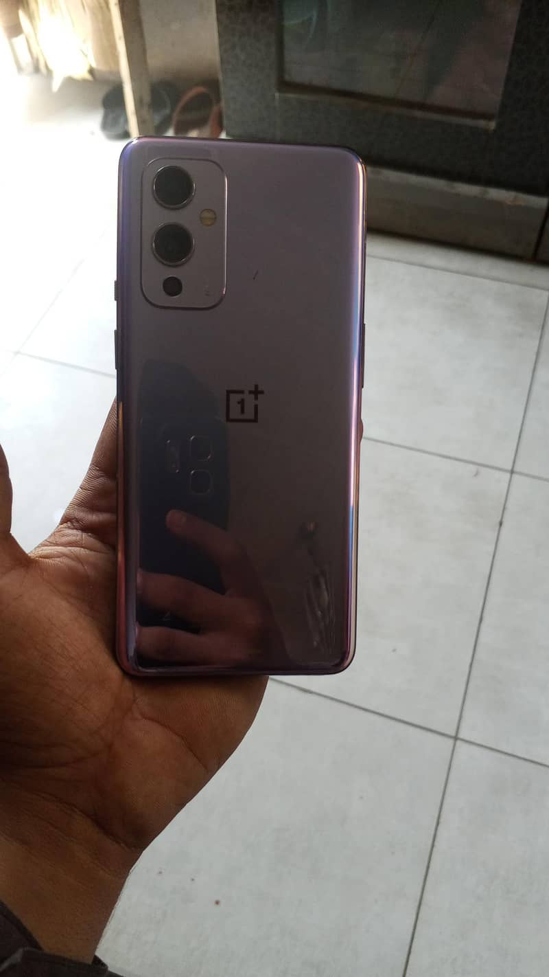 One Plus 9 4