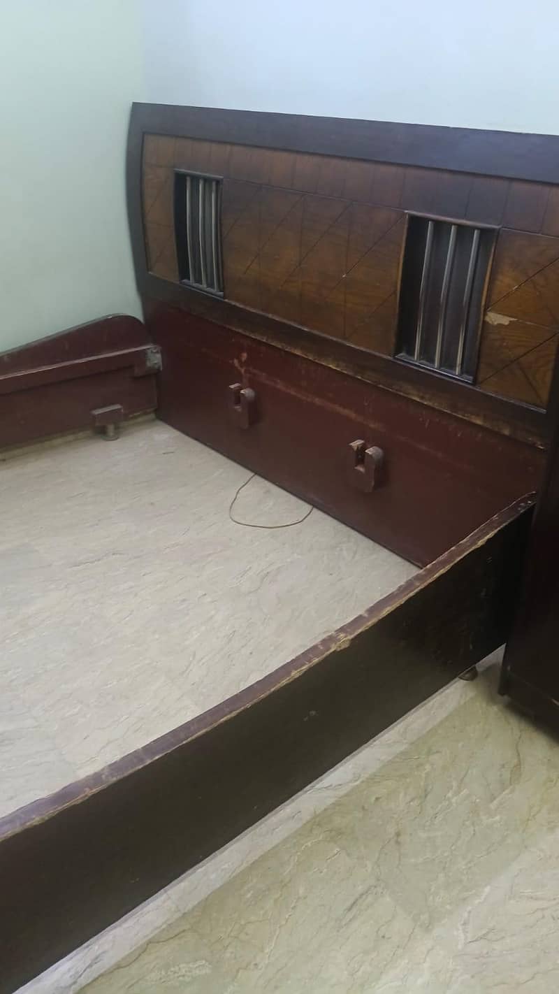 Bed Room Set 0