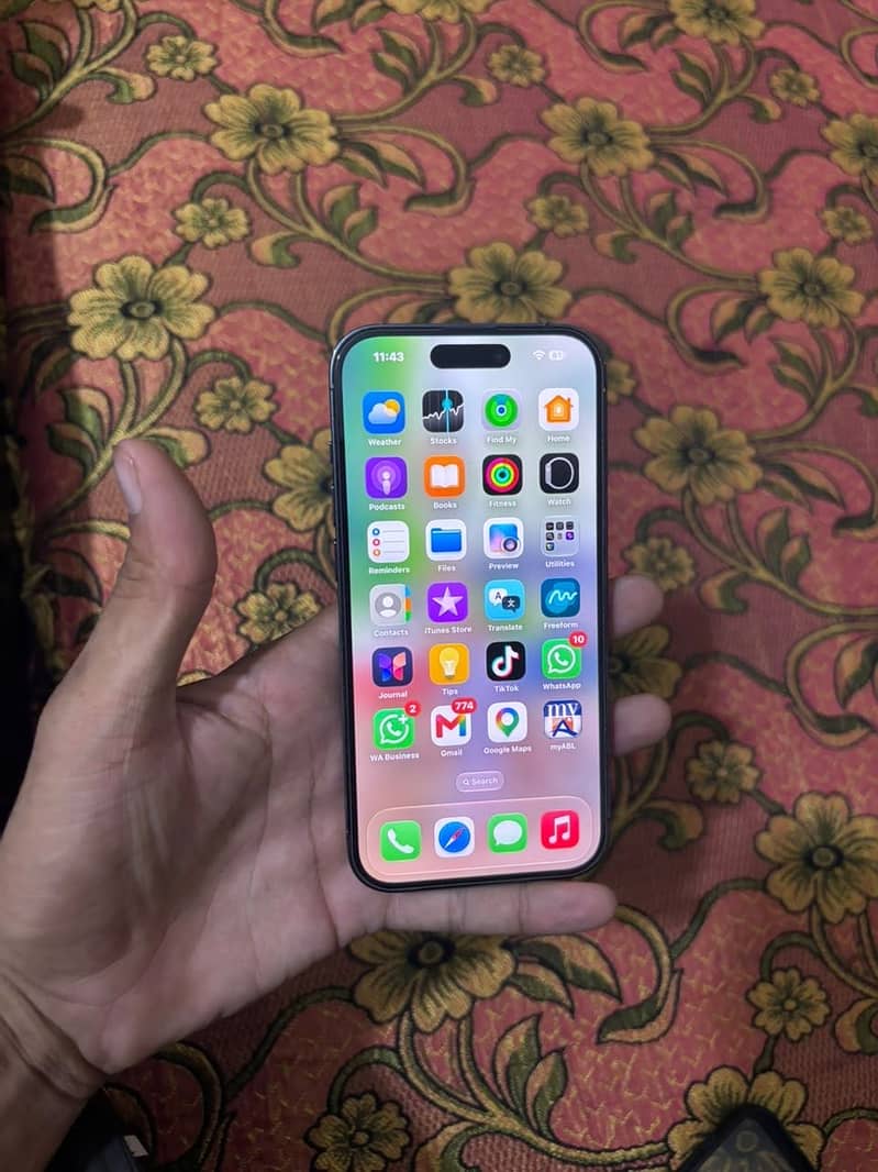 Apple iPhone 14 Pro 2