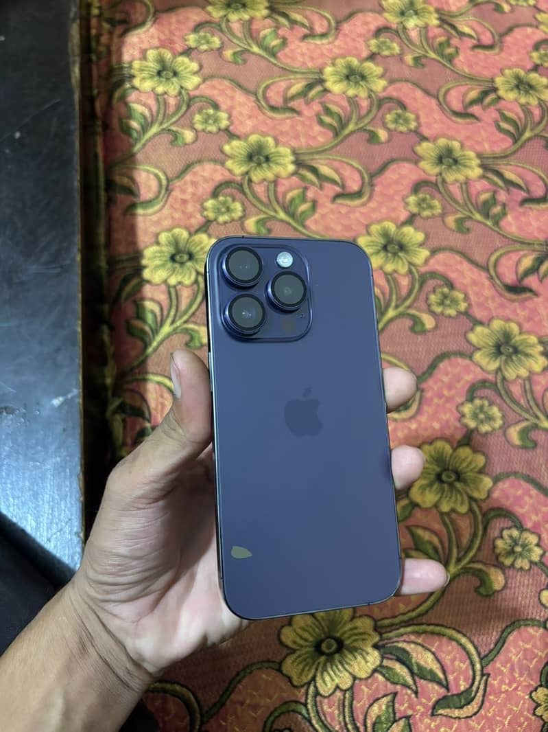 Apple iPhone 14 Pro 3