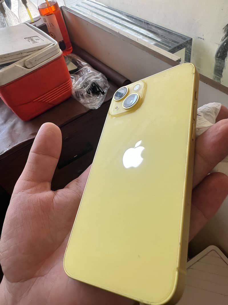 Apple iPhone 14 0
