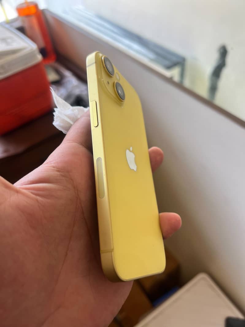 Apple iPhone 14 1