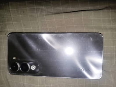 Vivo Y04 4-128 gb