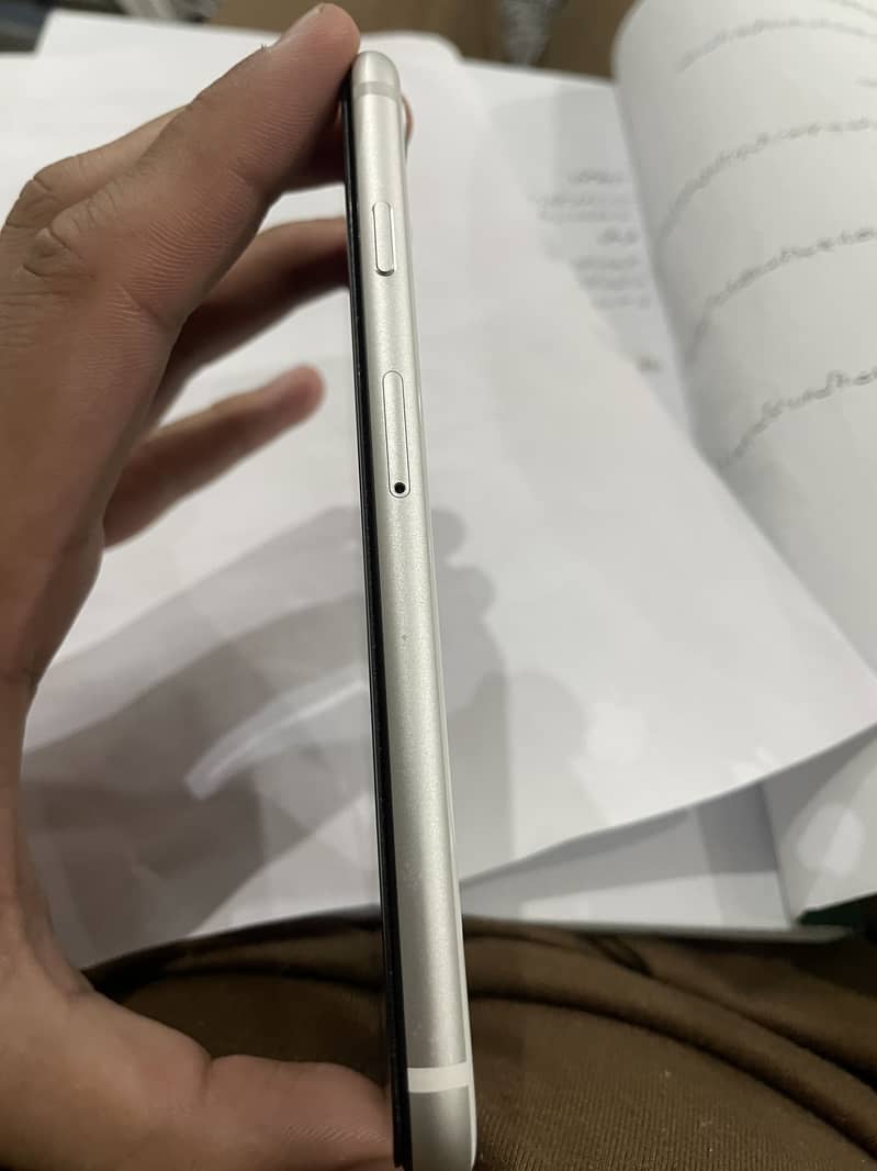 Apple iPhone SE 2