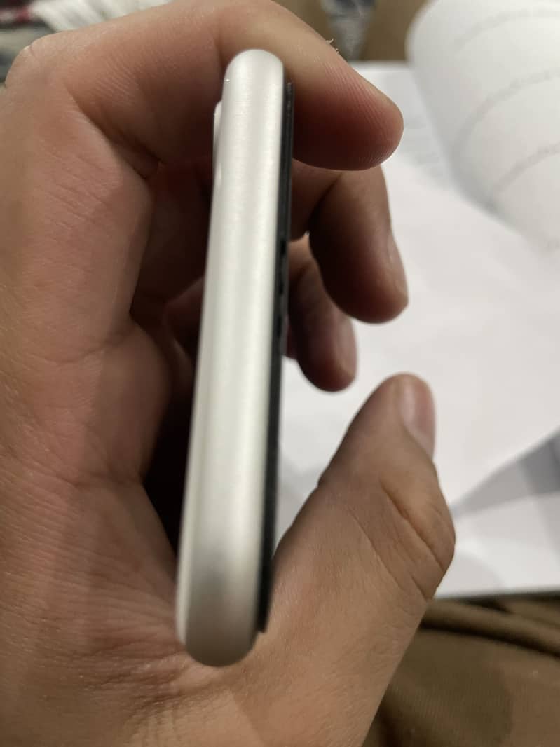 Apple iPhone SE 5