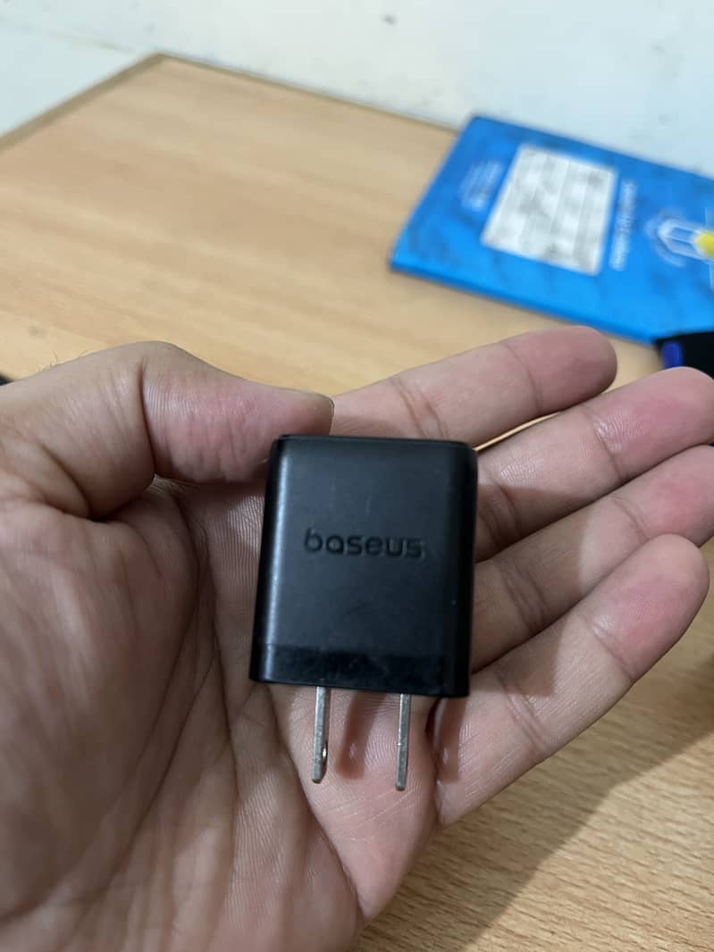 Baseus 20w charger 2