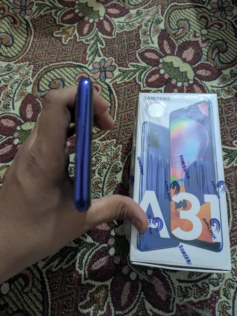 Samsung Mobile A31 7