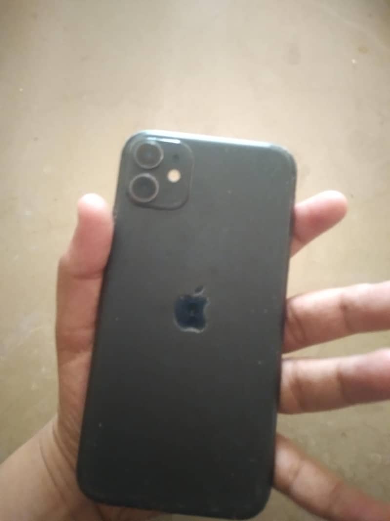 Apple iPhone 11 3