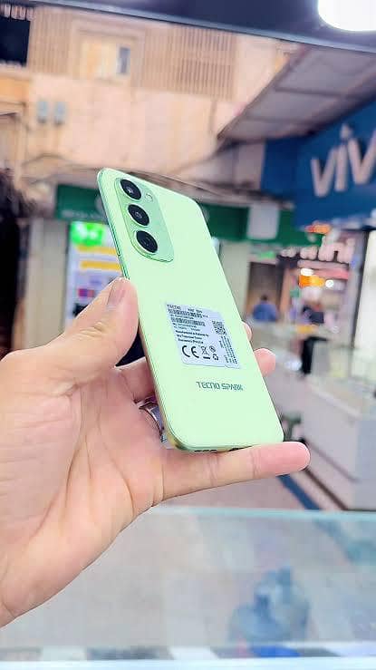 Tecno spark 40 pro plus 3