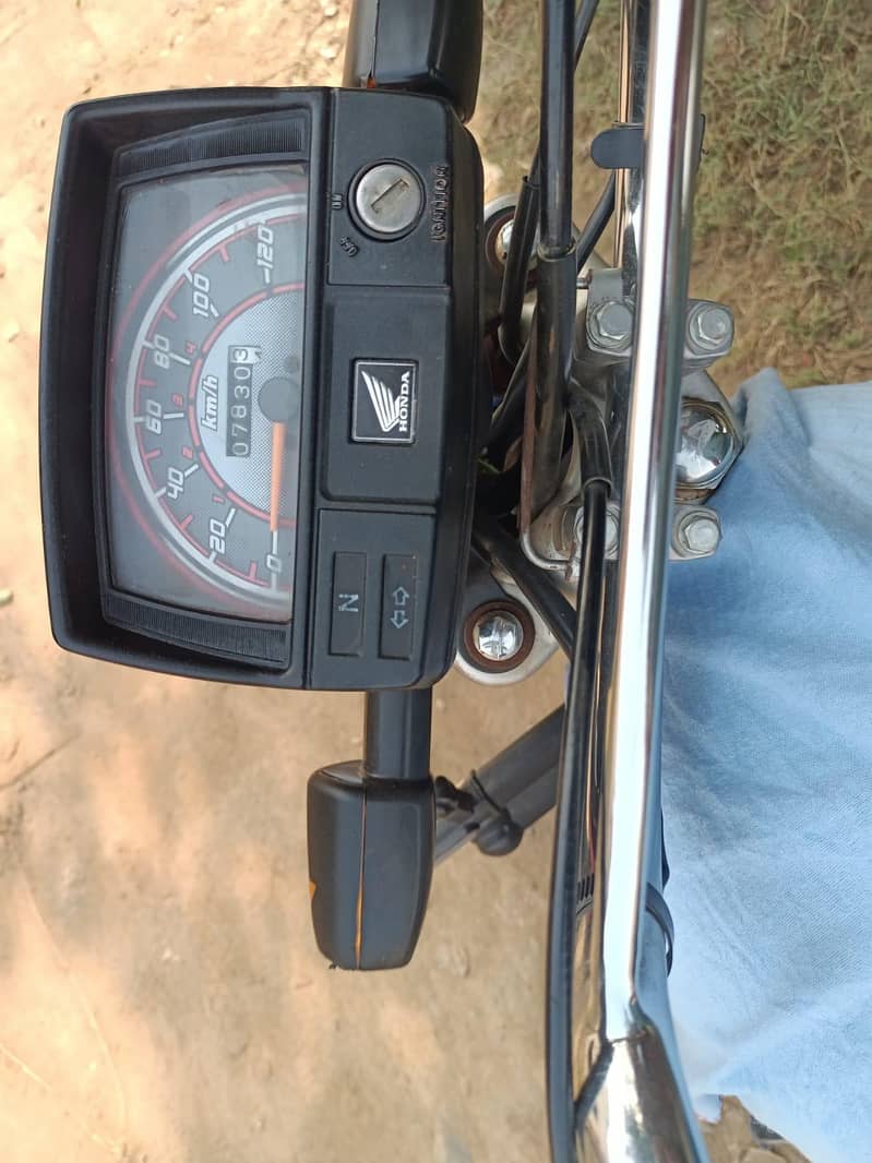 HONDA CD70 2
