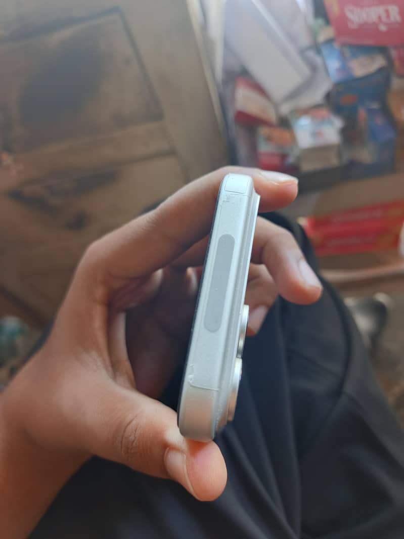 Apple iPhone 17 Pro Max 1