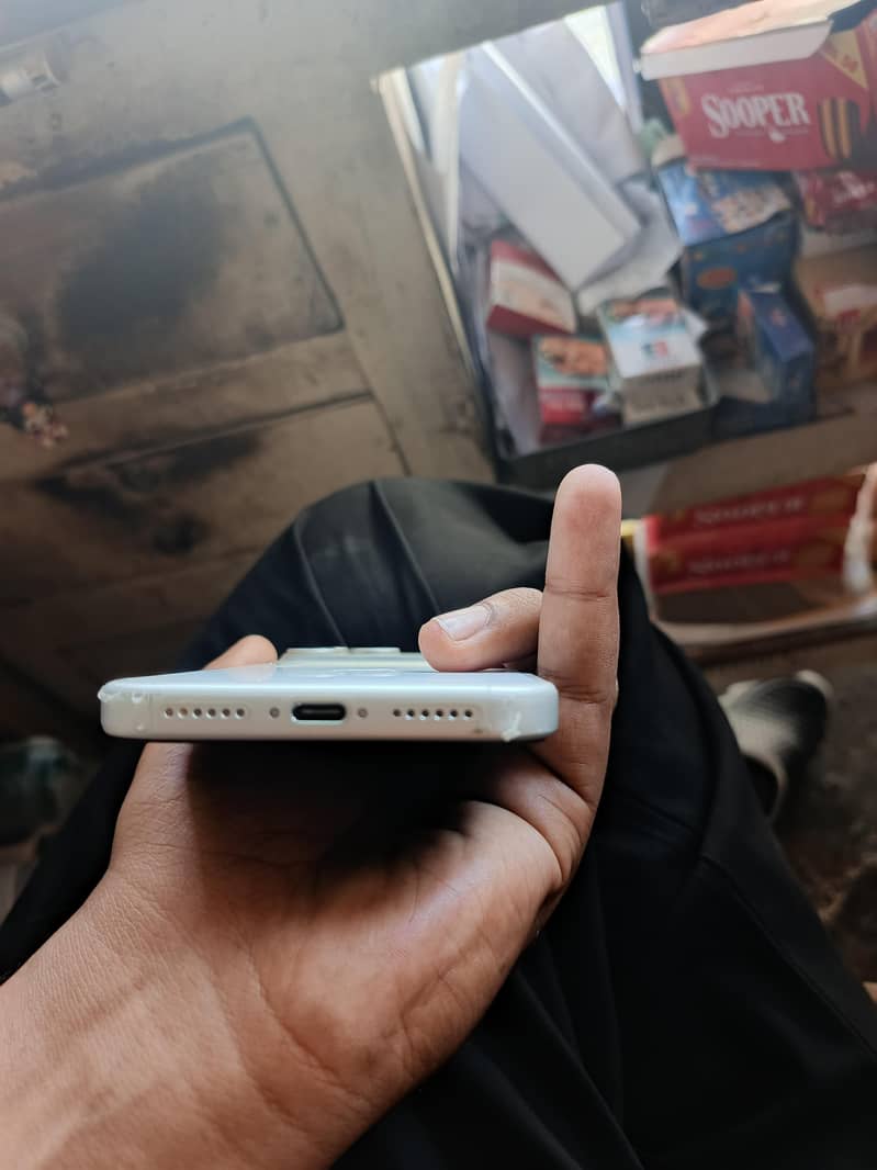 Apple iPhone 17 Pro Max 2