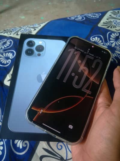Apple iPhone 13 Pro Max factory unlocked