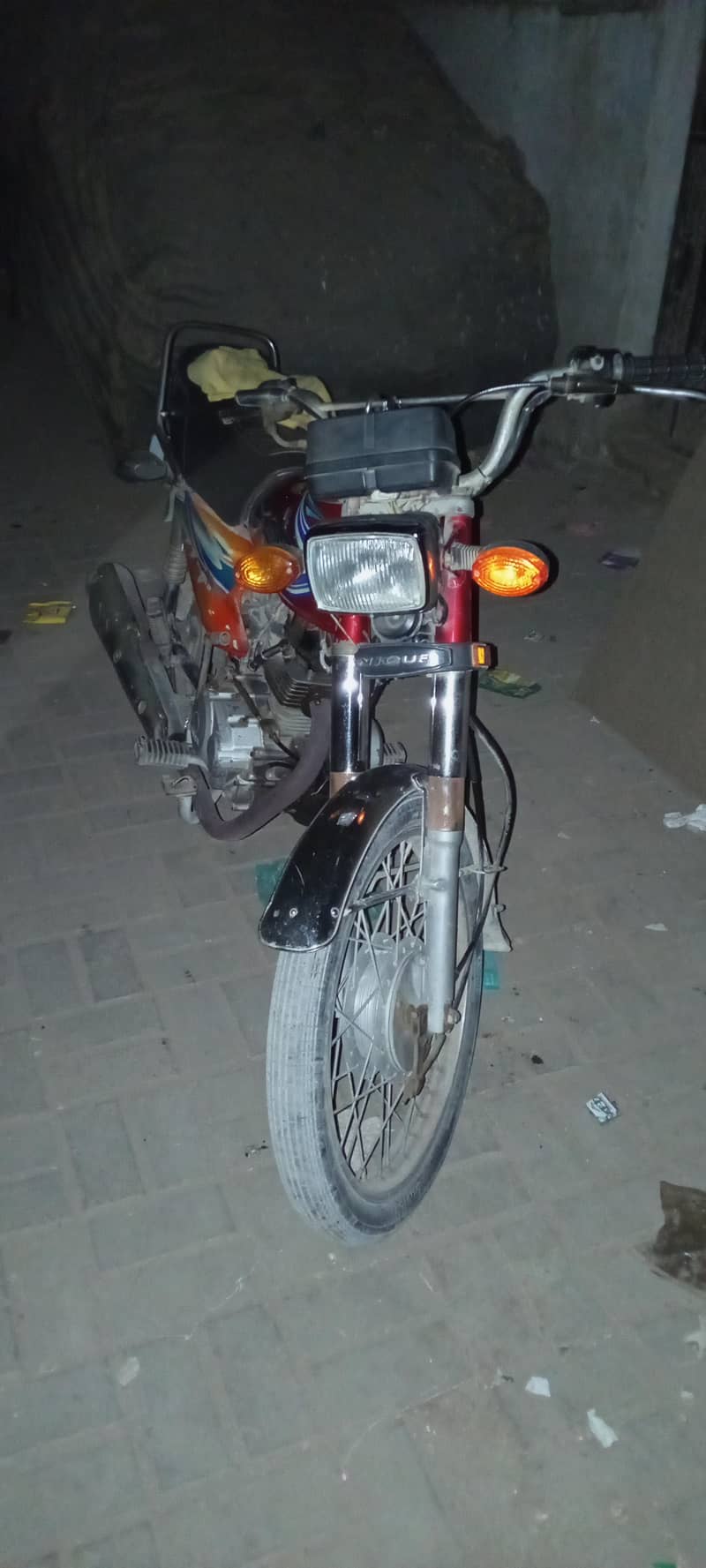 Unique 125 1