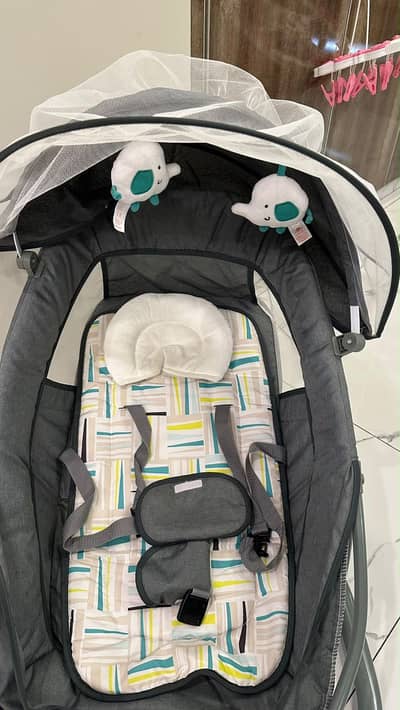 Mastela 3 in 1 Swing Almost New