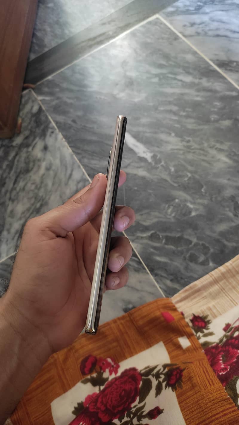 Tecno spark 20 pro plus 3
