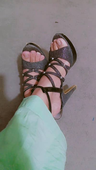 stylish heelss. . . . . party wear heels