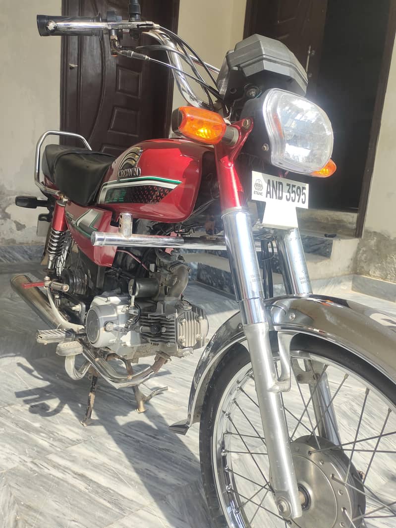 Crown Self Start Motorcycle 2