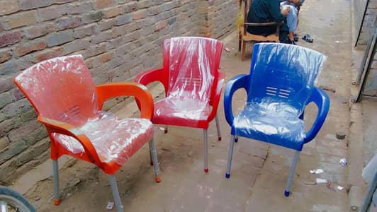 Plastic chairs - Chairs - Pure Plastic Chairs -  Cheap Price Chair