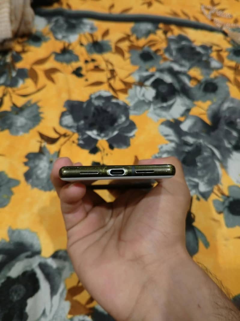 Google Pixel 6 5
