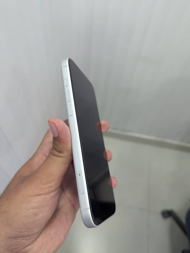 Apple iPhone 17 Pro Max 1