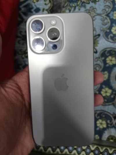 Apple iPhone 15 Pro Max