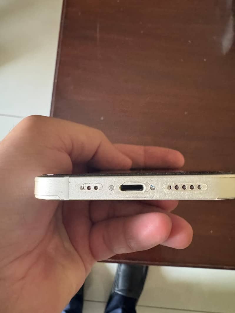 Apple iPhone 12 2