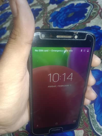 moto e4 2/16 glass crick