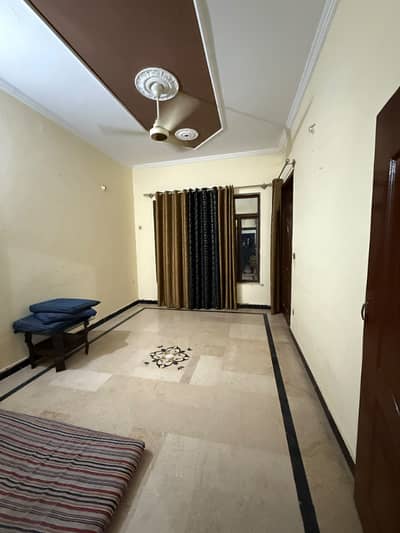 5 Marla First floor availabile for rent