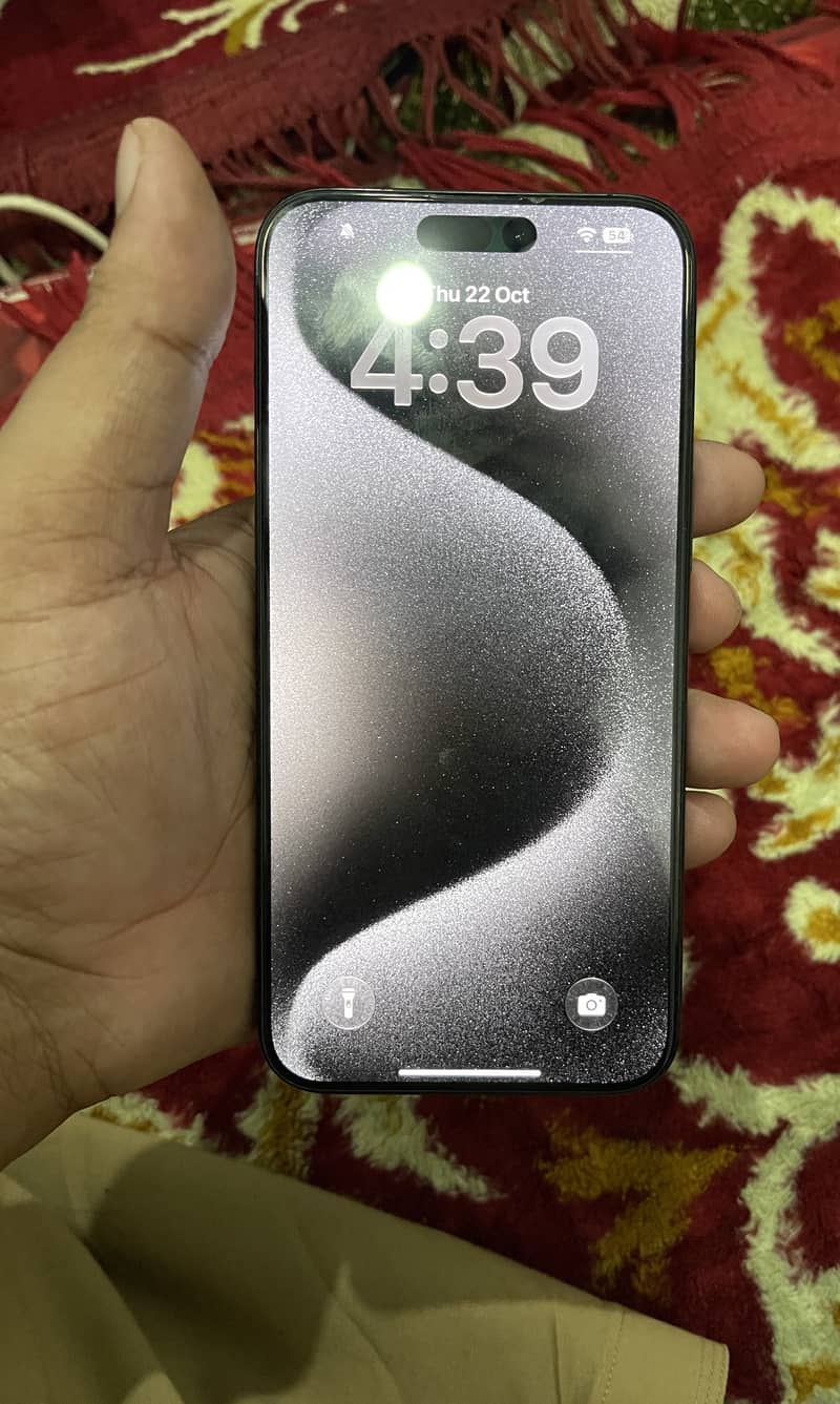Apple iPhone 15 Pro Max 2