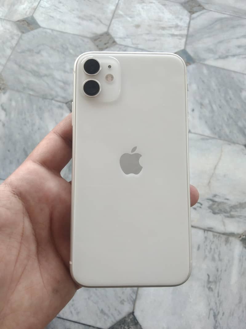 Apple iPhone 11 0