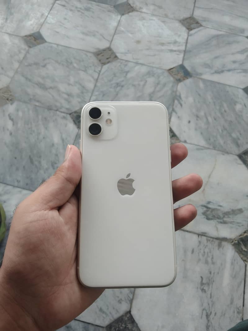 Apple iPhone 11 8