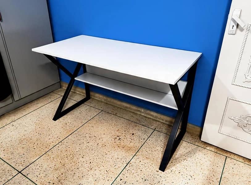 Gaming desk/table 0