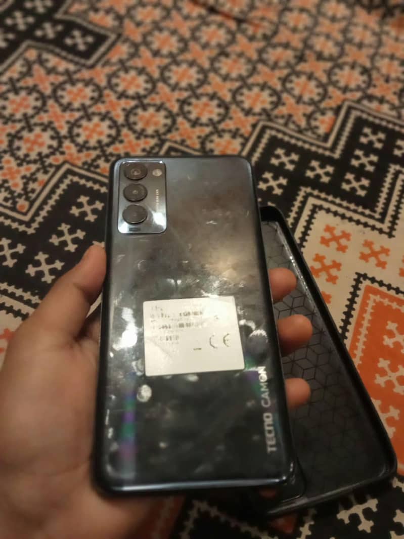 Tecno CAMON 18T 1