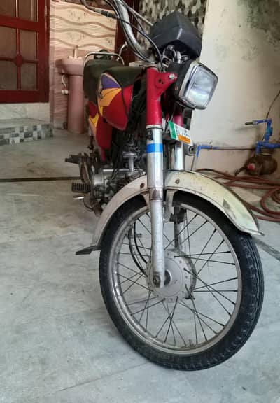 Honda CD70 for sale 2004 model 0310"23"52"628